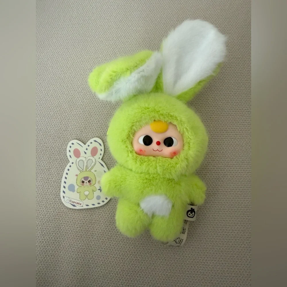 Baby Three Petit Macaron Cute Bunny Plush Pendant - Cupcake - Picture 1 of 8